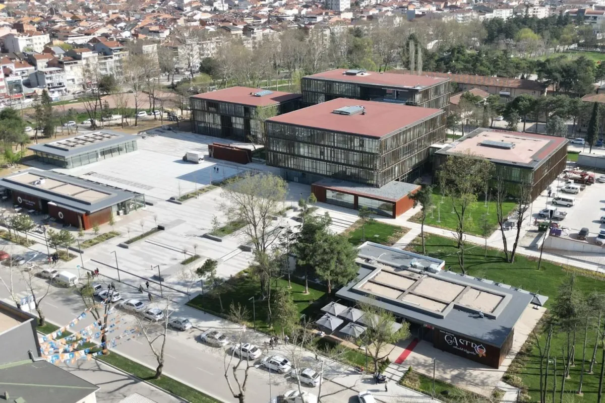 İnegöl Belediyesi o arsayı devredecek!