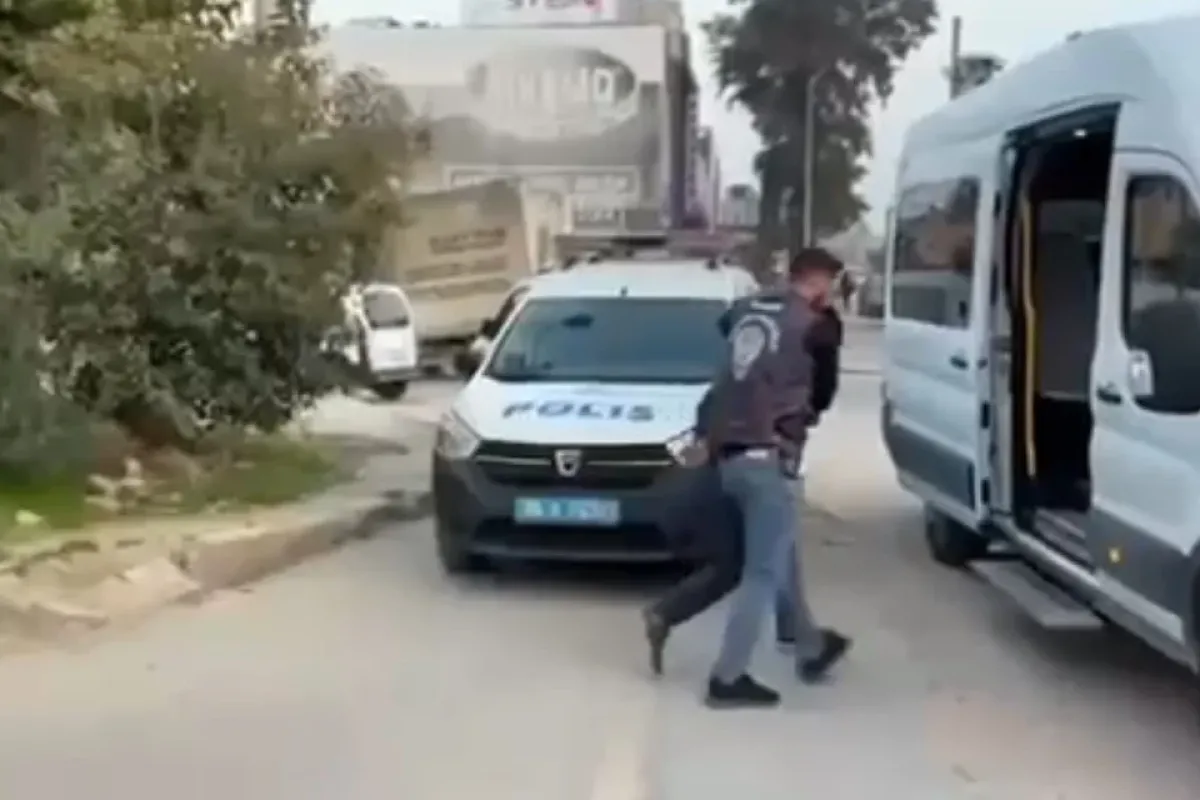 Bilişim dolandırıcılarına eş zamanlı şafak operasyonu