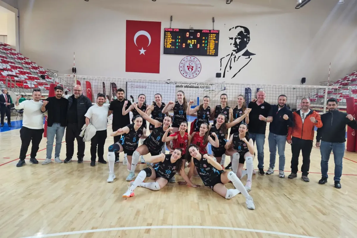 İnegöl Orhaniyespor Kadın Voleybol Takımı Eskişehir’de Şov Yaptı