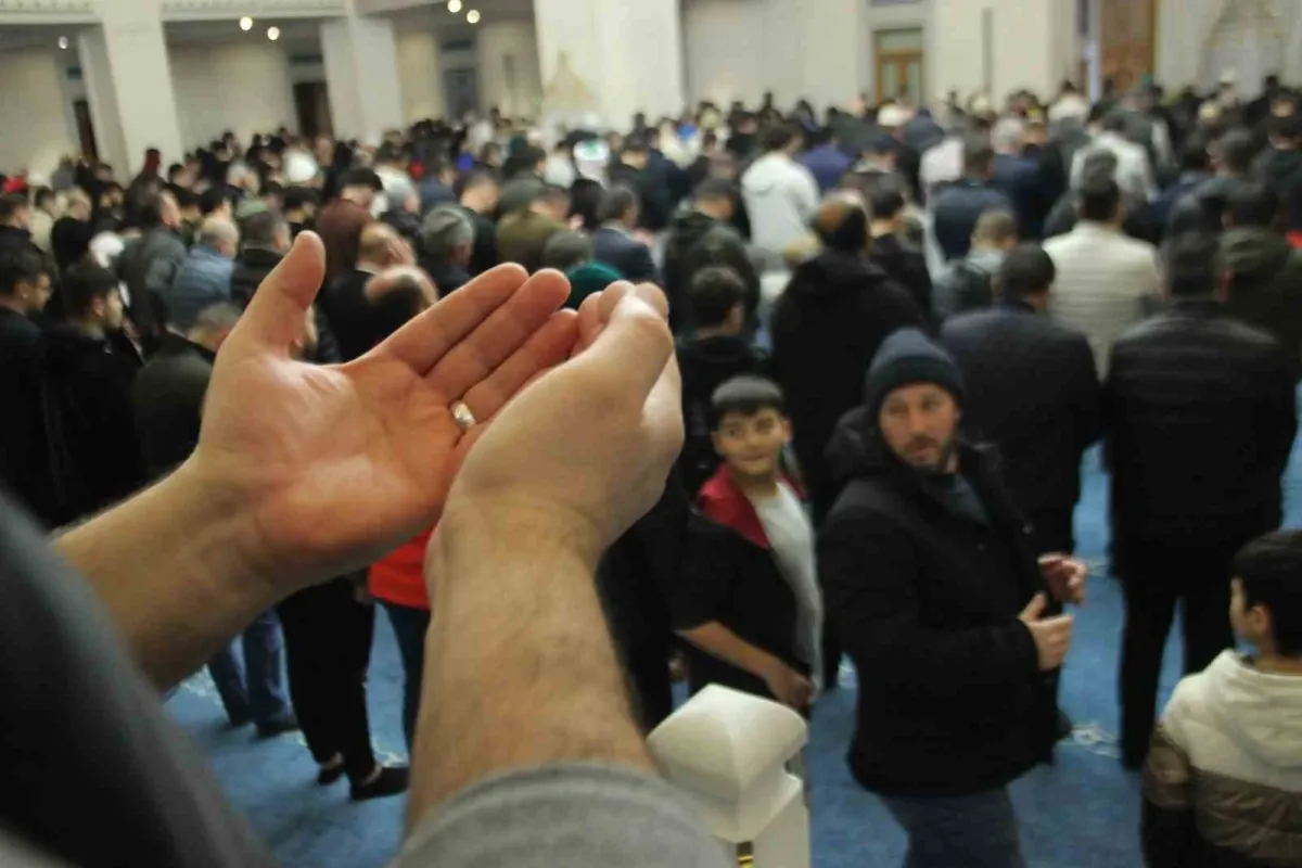 Bursa namaz vakitleri ve ilk teravih saati (18 Şubat 2026)