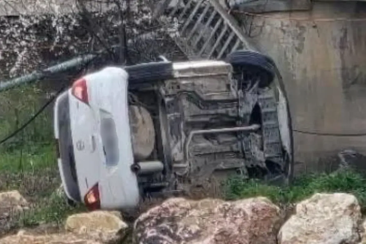 İnegöl'de genç kadının idaresindeki araç dere yatağına uçtu