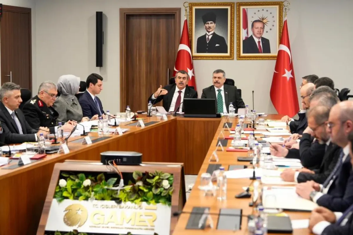 Okul saldırılarını ardından bakanlıklar harekete geçti