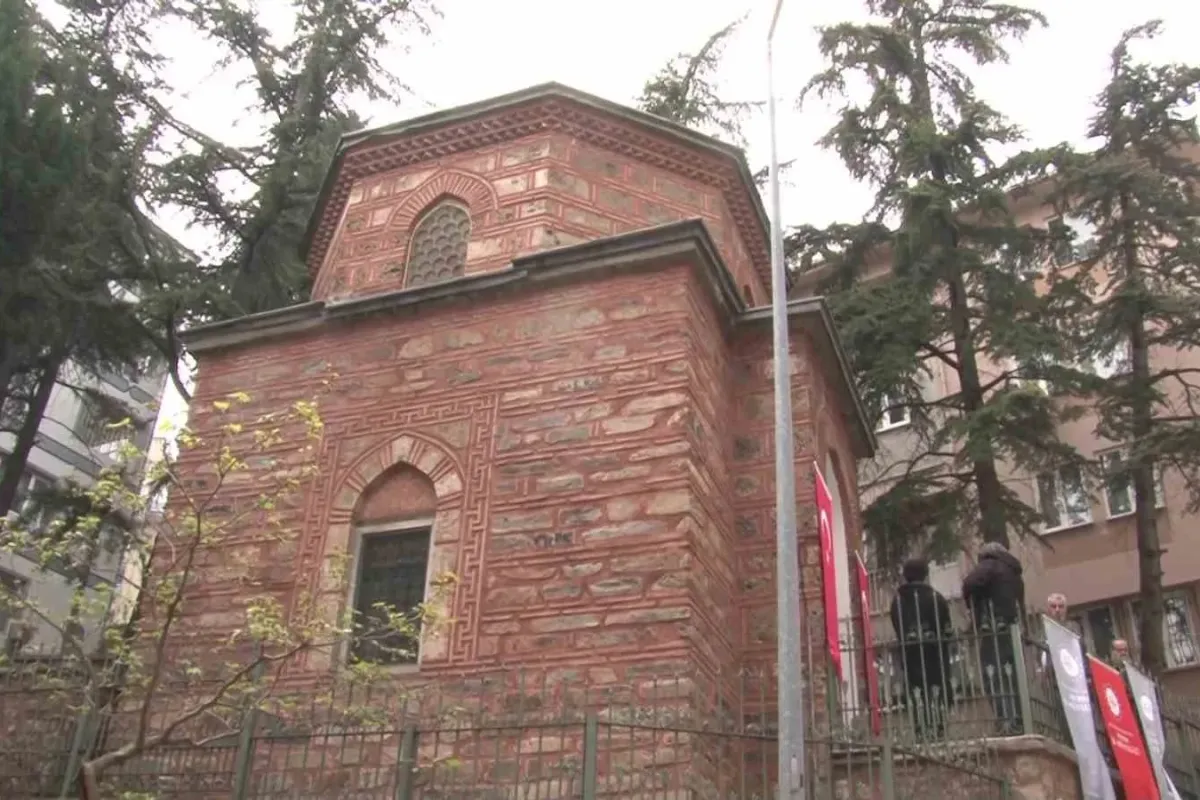 Bursa’da Abdüllatif Kudsi Türbesi yeniden ziyarete açıldı