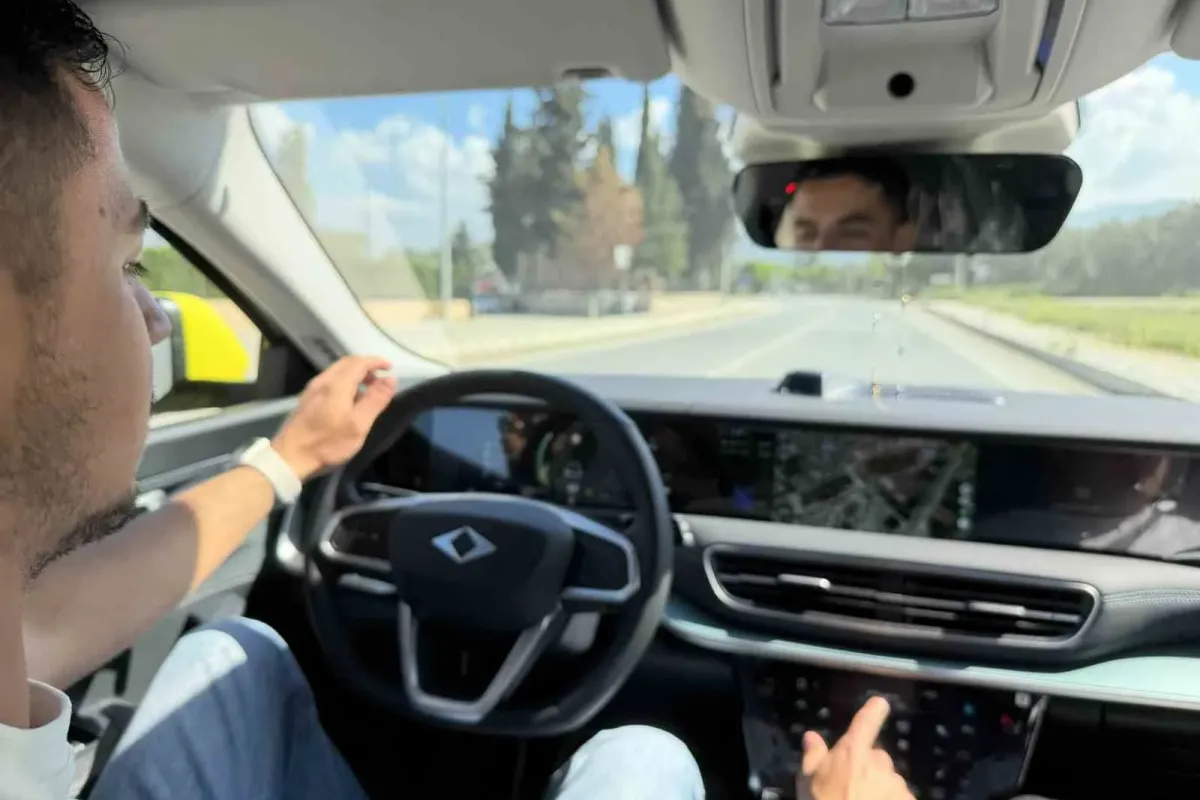 Togg T10F model elektrikli taksi yoğun ilgi görüyor