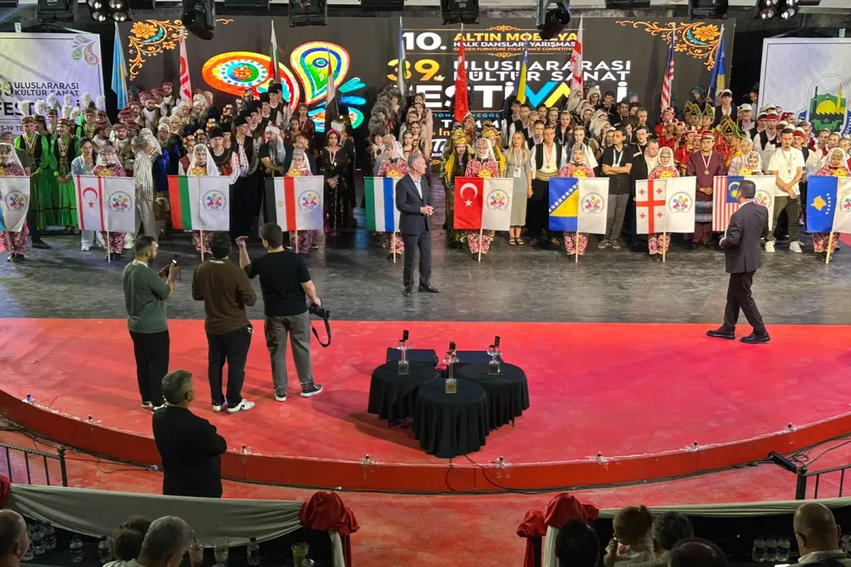 10. Altın Mobilya Halk Dansları Yarışması'nda Şampiyon Bulgaristan