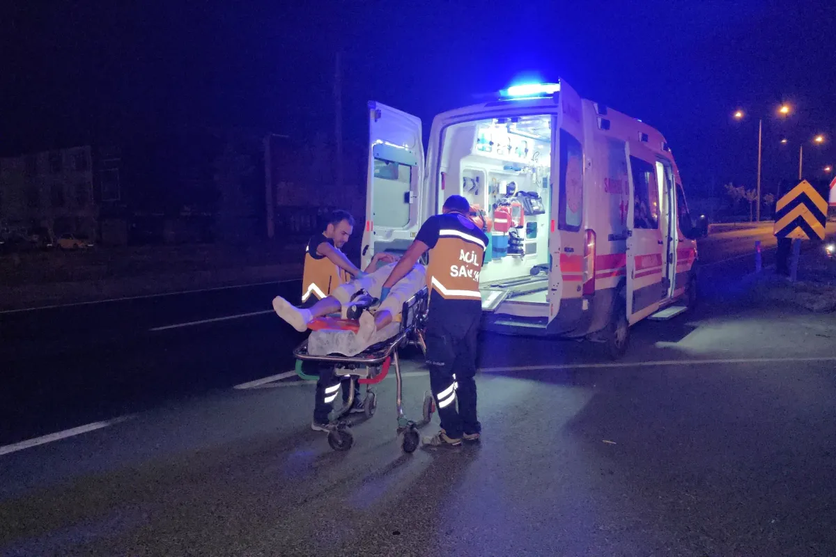 İnegöl'de Motosiklet sürücüsü kazada ağır yaralandı