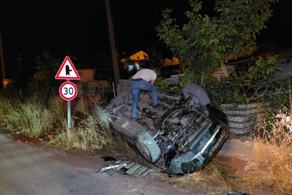 İnegöl'de Korkutan Kaza! Kontrolden Çıkan Otomobil Takla Attı