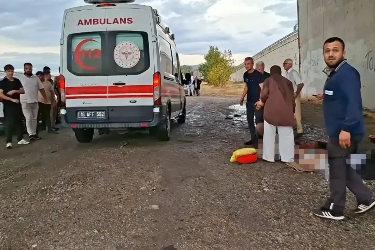 Bursa’da köprülü kavşakta feci kaza: 3 ölü, 2 ağır yaralı