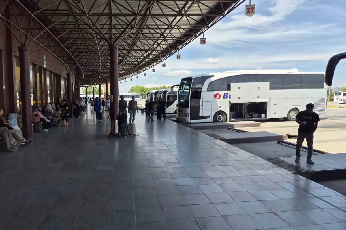 Yaz sezonu gelmesine rağmen otobüs seferlerinde durgunluk yaşanıyor