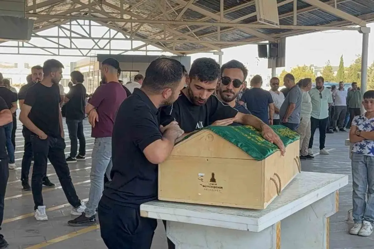 İnegöl'de Havuzda Hayatını Kaybeden Minik Kadir Son Yolculuğuna Uğurlandı