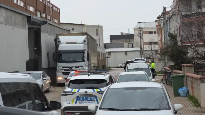 İnegöl'de sıcak dakikalar! Ekipler bölgeye sevk edildi