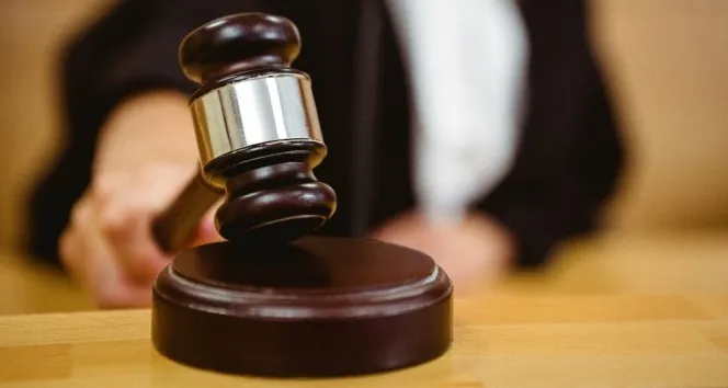 İş arkadaşına söylediği kelime başını yaktı