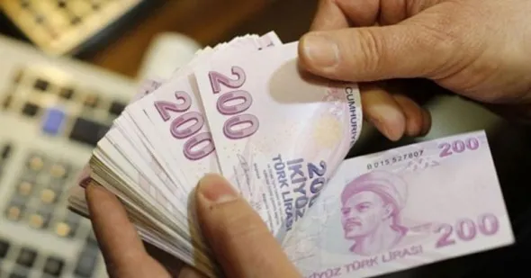 Canlı yayında asgari ücret tahminini paylaştı