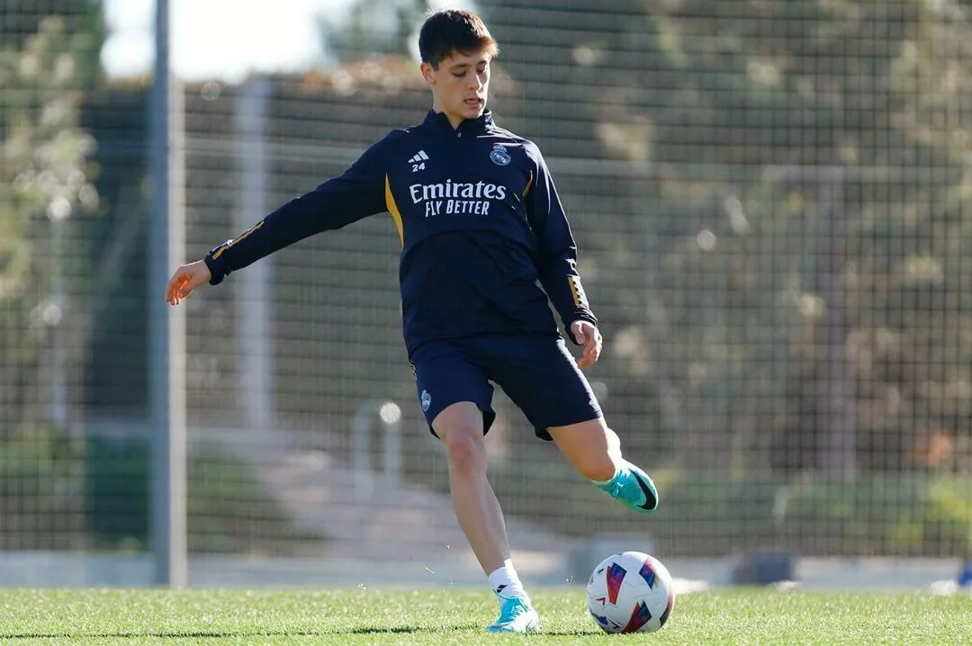 Barcelona Real Madrid finalinde Arda Güler’in anları konuşuluyor