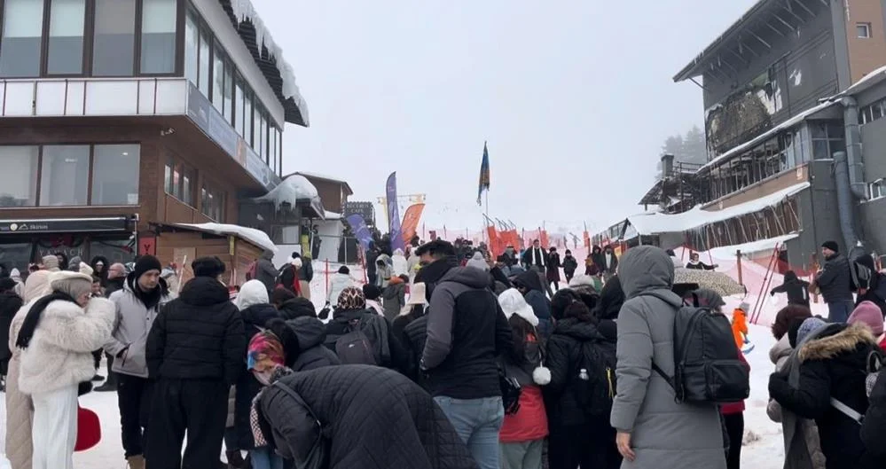 Kayak pistleri hınca hınç doldu!