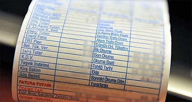 Muhtar, görme engelli kızıyla yaşayan ailenin doğalgaz borcu için destek çağrısı yaptı