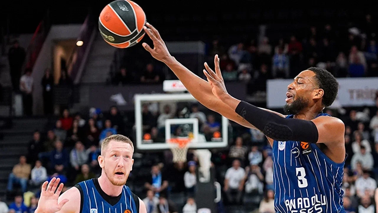 Anadolu Efes Barcelona maçı saat kaçta, hangi kanalda?