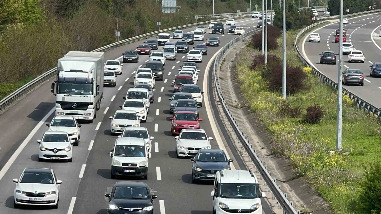 Araç sahiplerine müjde! Motorin düştü