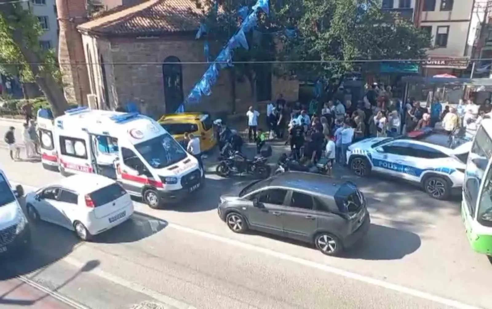 Bursa'da genç avukat taksinin altında kaldı