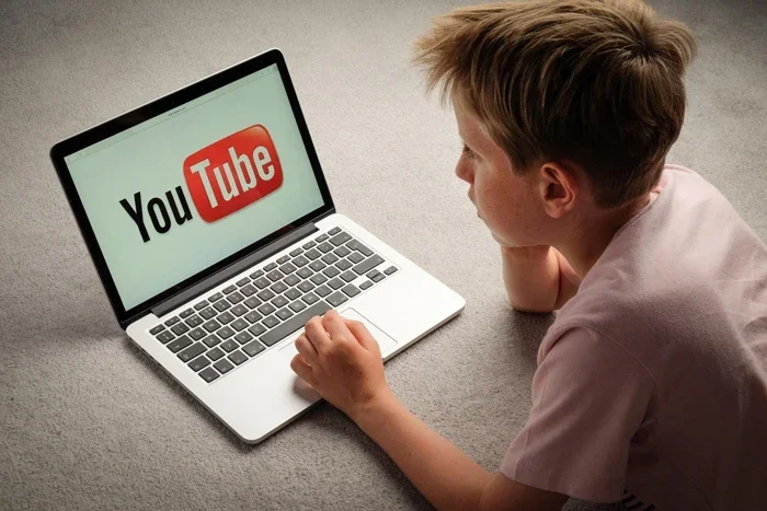 YouTube'da Yeni Dönem Başladı! Çocuk Hesaplarına Ebeveyn Denetimi Geldi
