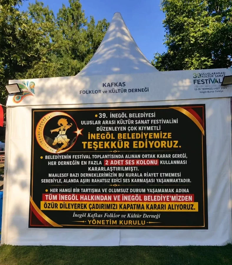 İnegöl Kültür Festivali'nde Ses Krizi! Kafkas Derneği Çadırını Kapattı İnegöl Kültür Festivali'nde Ses Krizi! Kafkas Derneği Çadırını Kapattı
