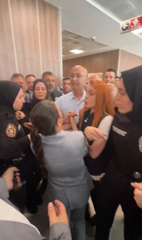 Bozbey'in duruşması öncesinde gergin dakikalar
