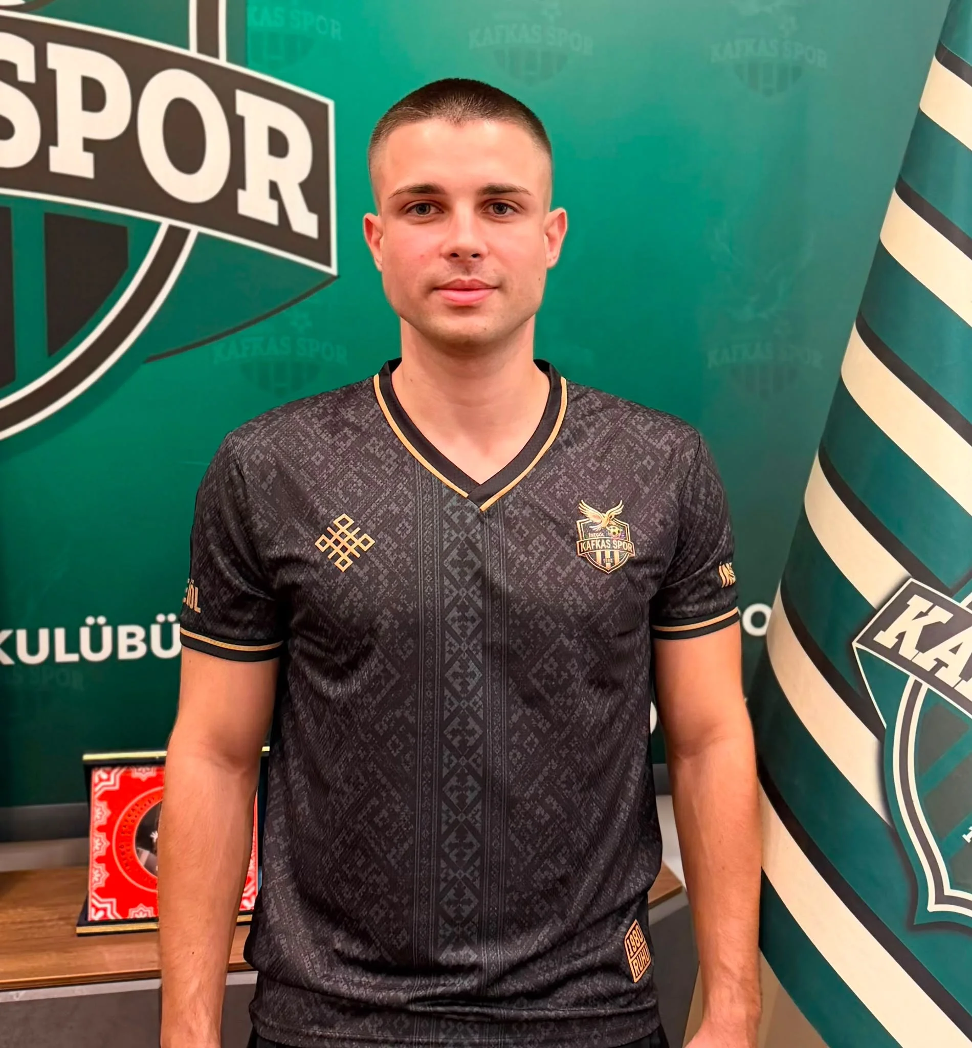 Batuhan Doğrukıran Yeniden İnegöl Kafkasspor'da!