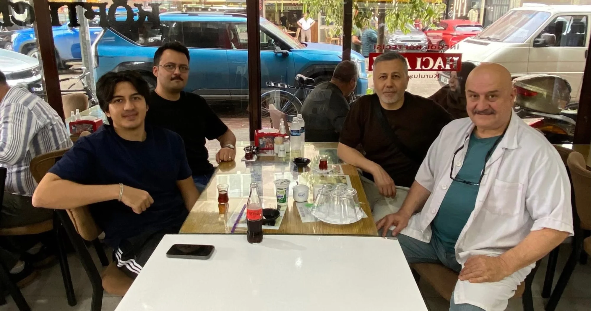 Önceki Dönem İçişleri Bakanı Ali Yerlikaya İnegöl'de Mola Verdi